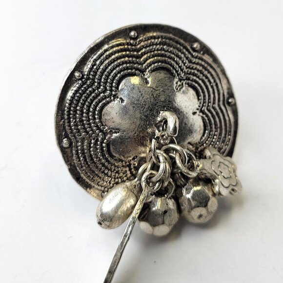 Vintage Round Charm Ring Adjustable Silver Tone Vintage ring - Picture 2 of 8